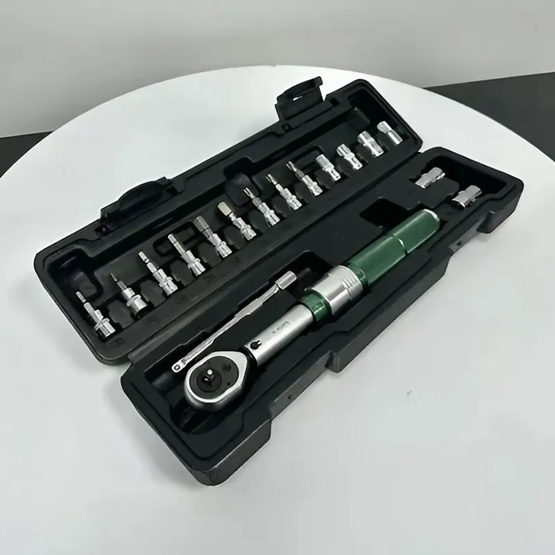 How to understand the clicking sound of a torque wrench